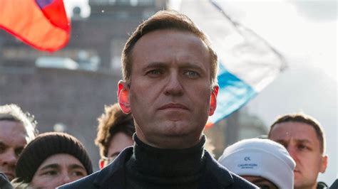  Navalny Zehirlenme Davası: Rusya'da Demokrasi ve Yargı Güvensizliği